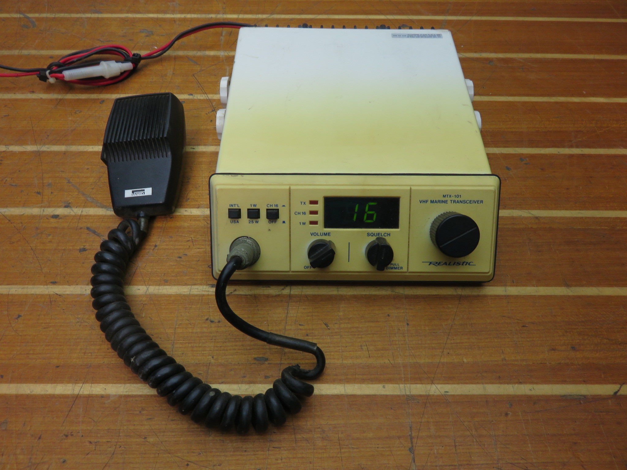 Vintage Realistic Radio Shack MTX101 191002 Maine VHF Radio